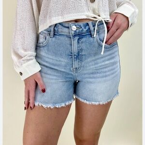 Risen High Rise Frayed Hem Tummy‎ Control Denim Shorts NWT Size S